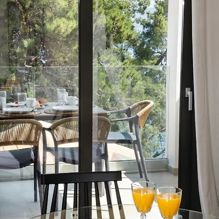 N&g Maisonette Apartmán