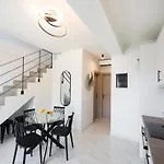 N&g Maisonette Apartman *